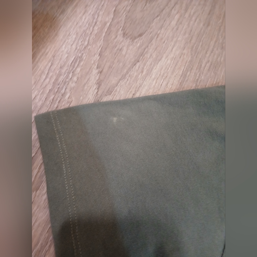 Love Yourself In This Awake Graphic Be Kind To Your Mind Tee. Size Small. Green - Picture 3 of 4